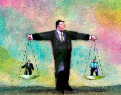 我聘请的总经理走了！这是他的辞职信，还有我的回信